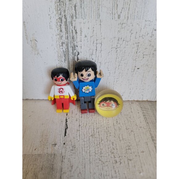 Ryan's world toy super hero set bouncy ball variety - Picture 3 of 5